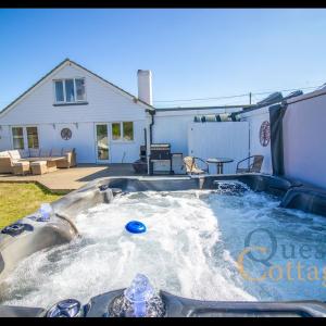 Bancroft - Camber Sands, East Sussex - Hot tub, parking for 6 cars, dog friendly