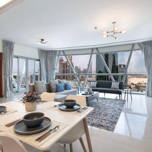 DIFC Luxury 1-Bed Apt with Stunning City Views