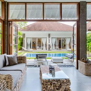 VILLA DHARMA 2 bedrooms in Seminyak