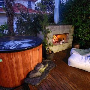 Perfect location - Long or short-term stay!