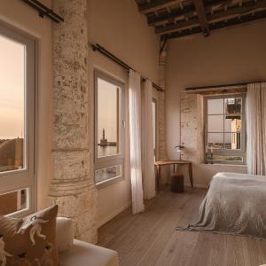 Aisha Hotel