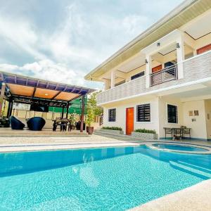 Cevy's Place - Exclusive Resthouse