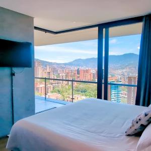 Apartamento de Lujo con Vista Panorámica en Medellín