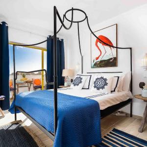 Stylish Apartment With View