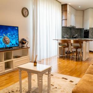 Signature apartment 12