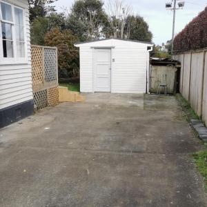 2 Double Beds including 1 Sofa Bed Garden Chalet, 14 Phyllis St, Mt Albert, Auckland
