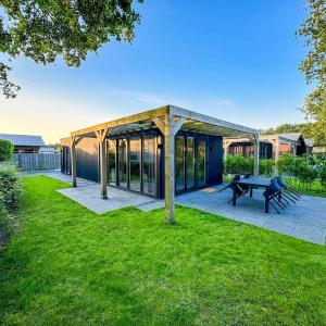 Ukiyo I Ontspannen in Modern Huis met Tuin op de Veluwe