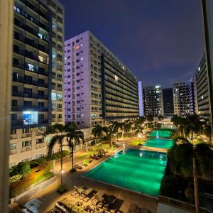 Nueve Staycation - Sea Residences MOA Complex