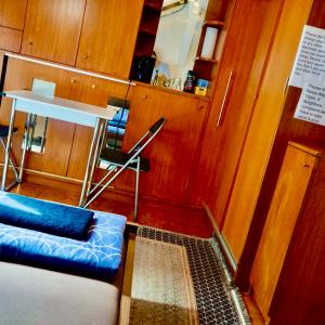 U6 schofwrk hostel