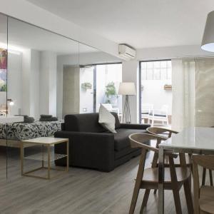 Plaza Ayuntamiento Grand Apartments