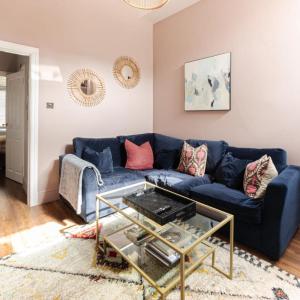Clapham Calm 2 Bedroom Flat with Garden