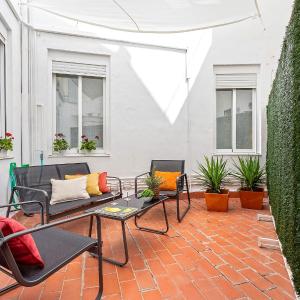Genteel Home Manuel de Sandoval Terrace Cordoba