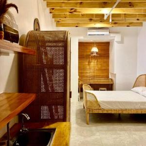 Bohemian Moderns Style Living- Free Pool- Pet Friendly