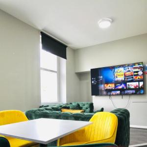 NE1 City Studios & Apartments