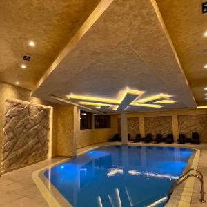 Golden Bird Wellness & SPA