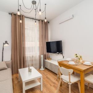 Kraków Główny Apt - Top Location, Park&Tram nearby - by Rentujemy