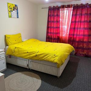 cozy room in the center of Bradford