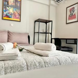 Central Apartment 2' from Metro station