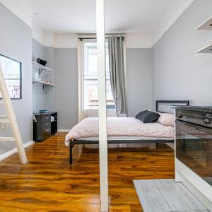 Private Room in Quirky Soho