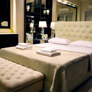 Sea Breeze Beachfront Apartment VIPGreece