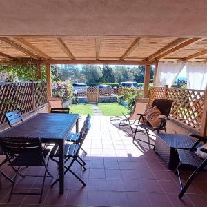 Appartamento vicino al mare con giardino e veranda