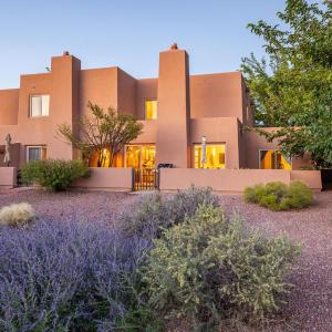 3330 Fairway Loop