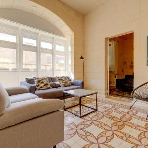 Exclusive Valletta Apart with Historic Charm by Buena Vista