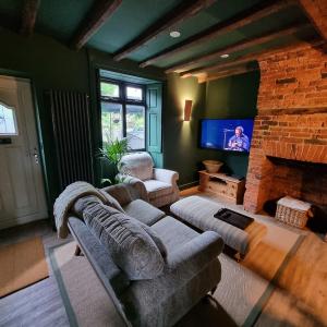 Rose Cottage Oulton Leeds