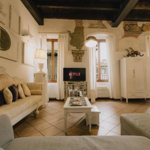 Piazza Erbe Luxury Apartment