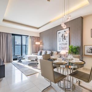 Stylish 1BR in Damac Towers by Paramount B, Business Bay by Deluxe Holiday Homes