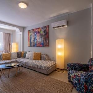 Very comfortable, close to Acropolis