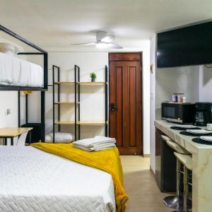 Modern and Comfortable First Level Family Apt 4