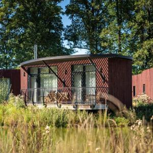 Stylish Retreat with Garden