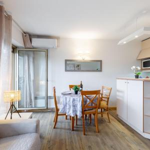 Apartment Les Platanes-3 by Interhome