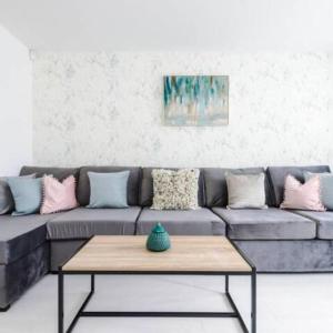 Spacious 4-Bed Manchester Home