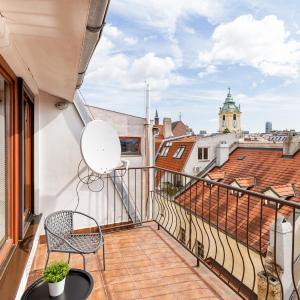 Spacious City Center Bratislava Penthouse & Private Rooftop Terrace