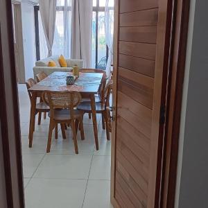 kensington Square Apartment 12
