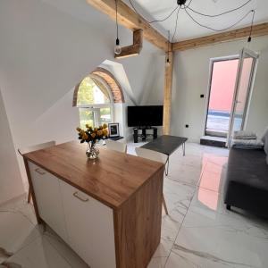 Dworskiego 74, Apartament 2