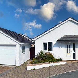 CYNEFIN- 3 Bed, 2 Bath-1 x En-Suite, DETCAHED BUNGLAOW- PET FRIENDLY