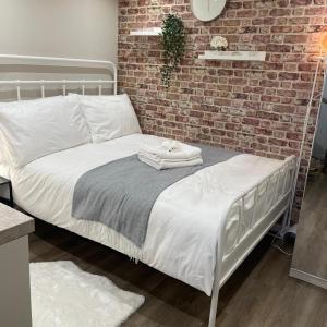the manchester signature studio A