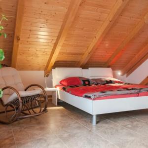 Modern 3ROOM-Flat LEIPZIG NORTH Porsche -DHL-Amazon-Airport LEI HALLE-BMW-Messe by respect host