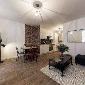 Charmant appartement au panier 1ER