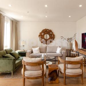 Stylish Apt Blocks Away From Shopping Mcal Lopez