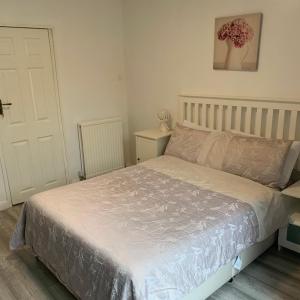 Large double room OVO Wembley stadium
