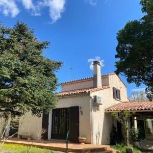 Maison Grignan avec piscine a 400m du village