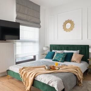 Urban Gem with private parking, relaxing balcony at Metro Station, only 10 min to city centre