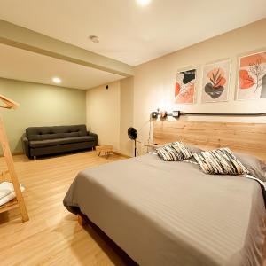 Hospedaje cerca de Plaza Mayor en Medellín NID102 By Roots Rentals