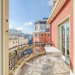 Superbe chambre avec terrasse dans un appartement partagé dans le centre de Paris