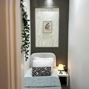 Atelier Partition Room in Tecom Near Internet City Metro