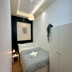 Nomad Partition Room in Barsha Heights 3 mins to ICM Metro